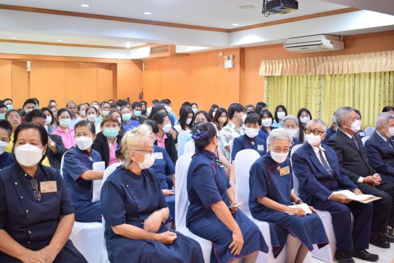 พม. ร่วมกับมูลนิธิ