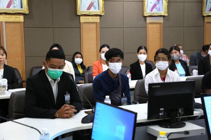 พม. ส่งมอบเงินช่วย
