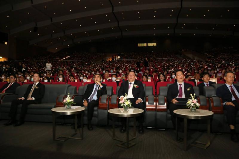 พม. หนุน IYF จัดค่ายเ�