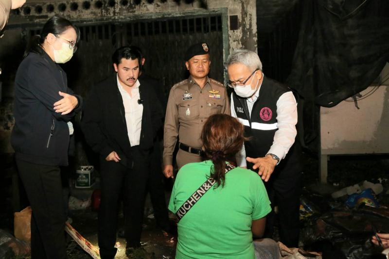 ปลัด พม. พร้อม กัน จ