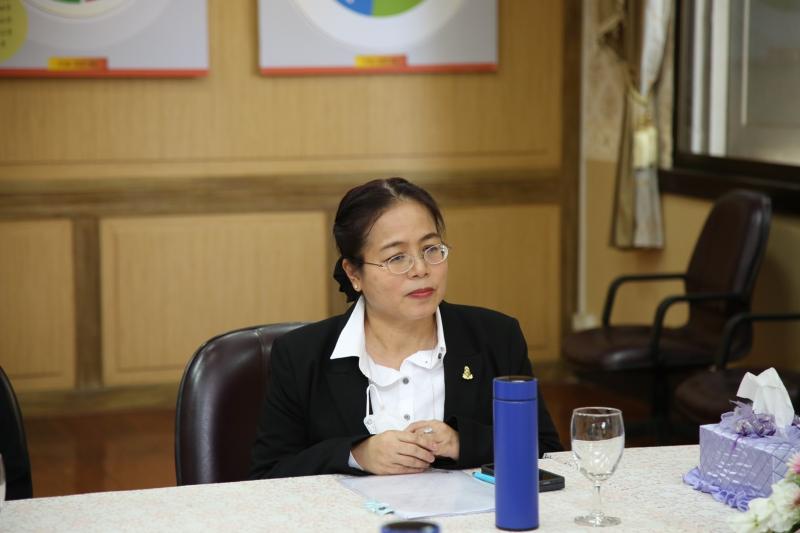กัญจนา ทีมที่ปรึก�