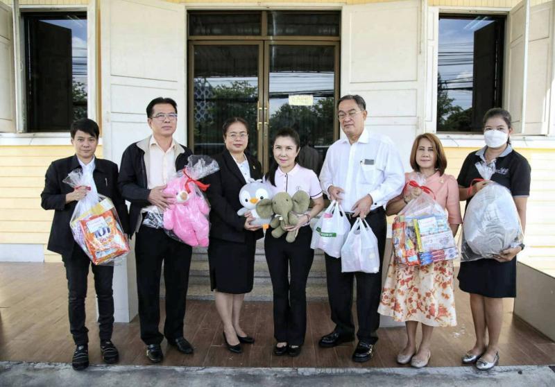 กัญจนา ทีมที่ปรึก�