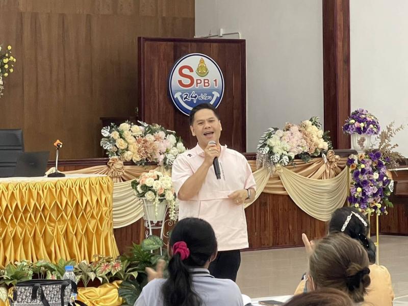 วราวุธ รมว.พม. นำที�
