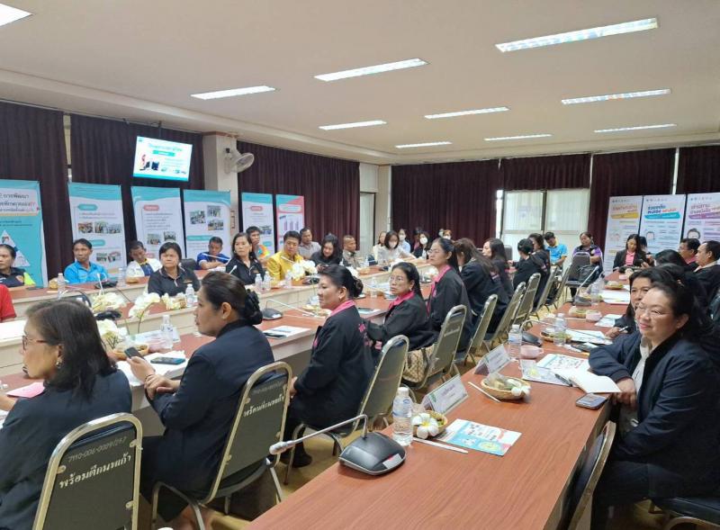 ปลัด พม. นำทีม ลงพื�