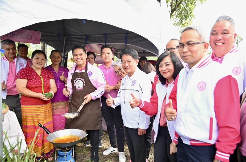 วราวุธ รมว.พม. หนุน�