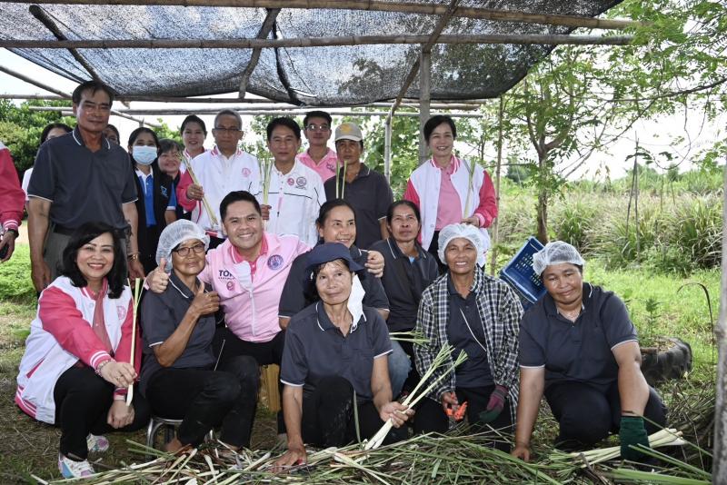 วราวุธ รมว.พม. หนุน�