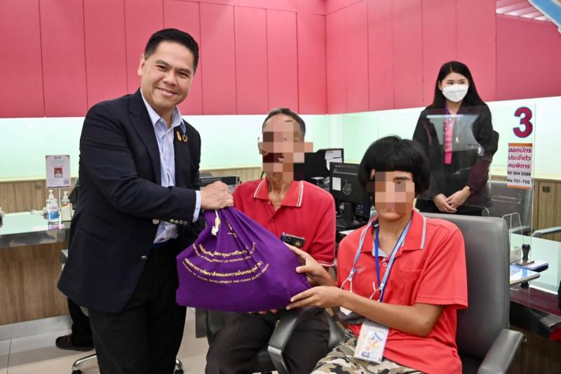 วราวุธ รมว.พม. หนุน�