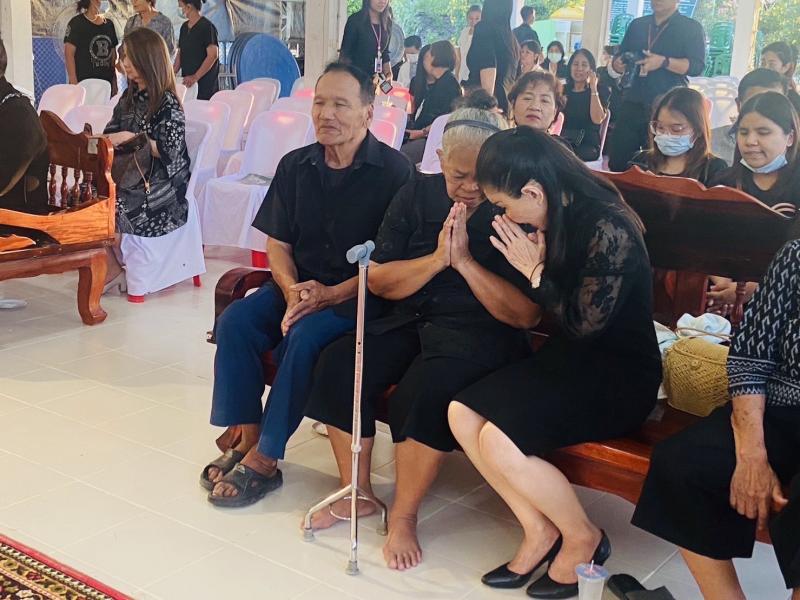 กัญจนา ที่ปรึกษา ศ