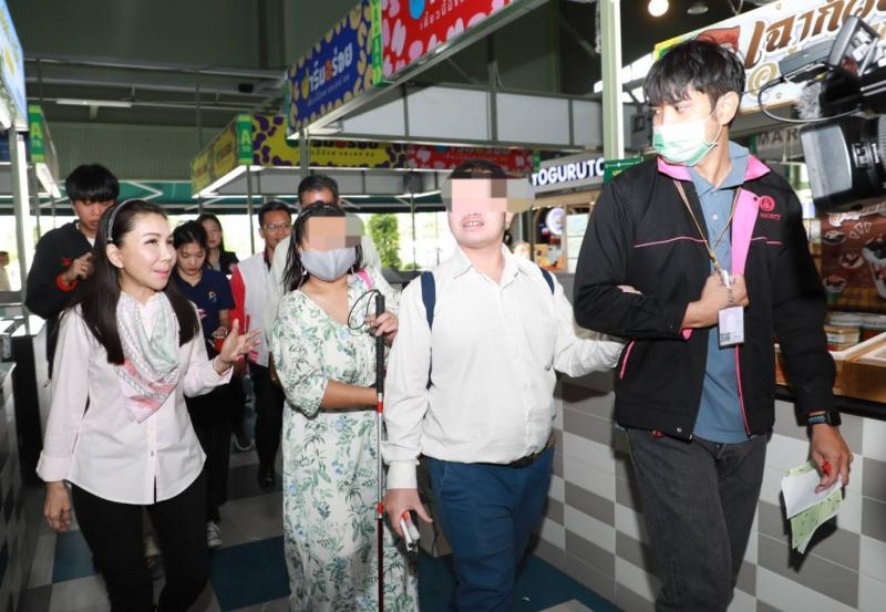 กัญจนา ที่ปรึกษา ร