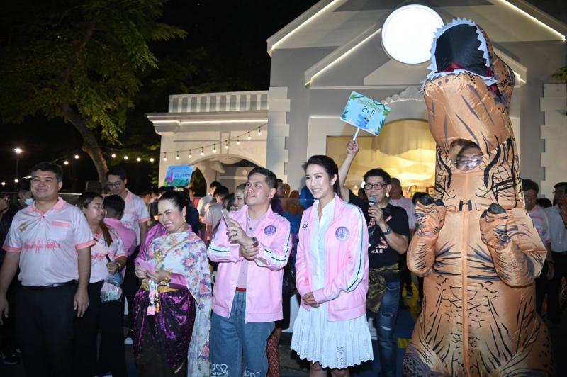 วราวุธ รมว.พม. นำที�
