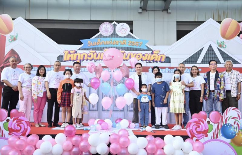 วราวุธ รมว.พม. ส่งค�