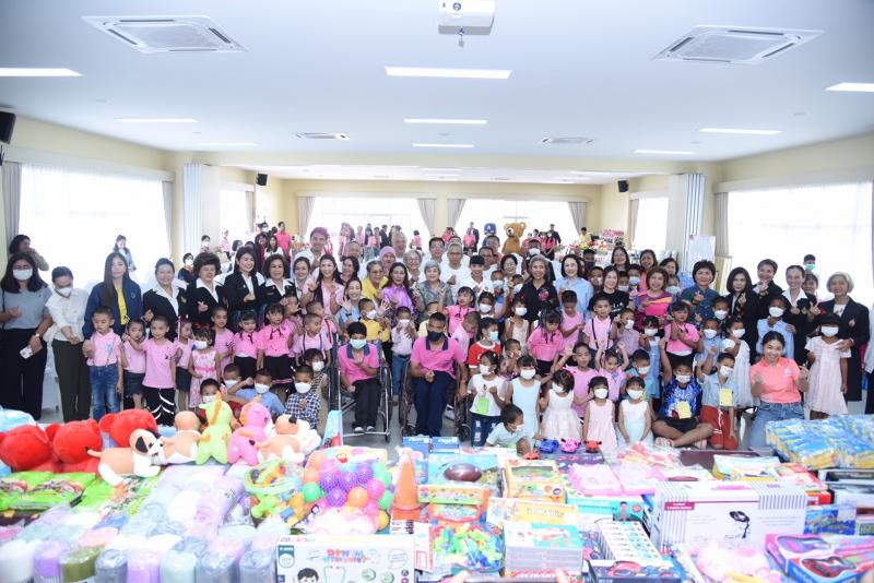 วราวุธ รมว.พม. พร้อ�
