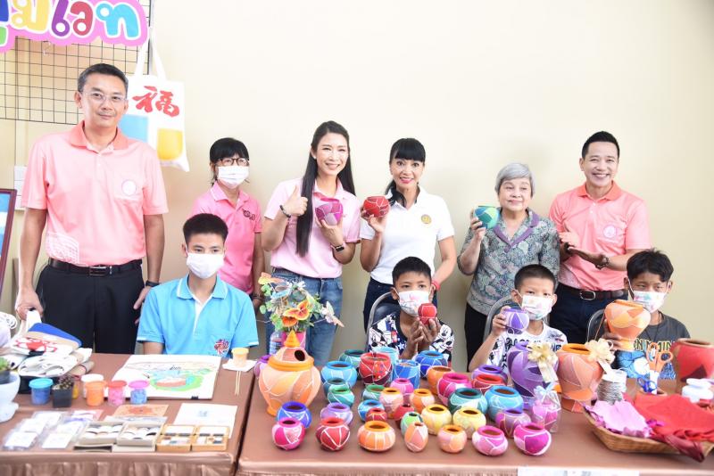 วราวุธ รมว.พม. พร้อ�