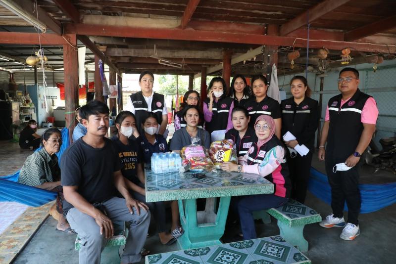 รองปลัด พม. ลงพื้น�
