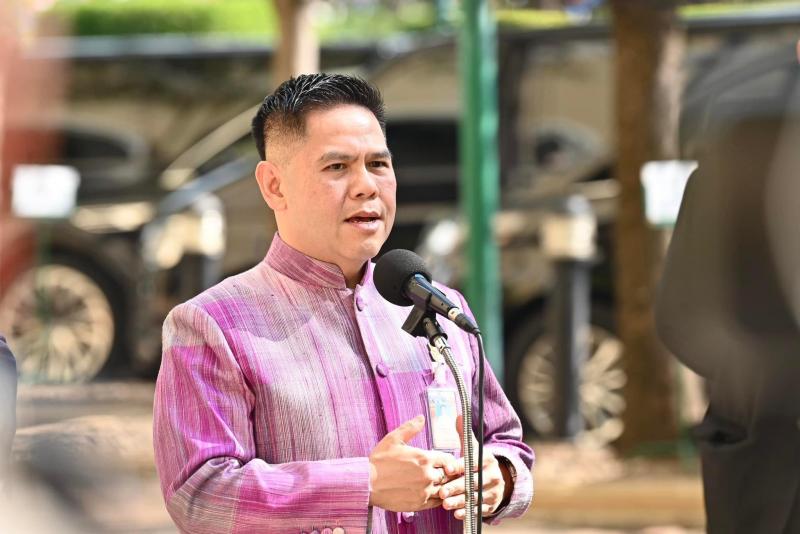 วราวุธ รมว.พม. สั่ง�
