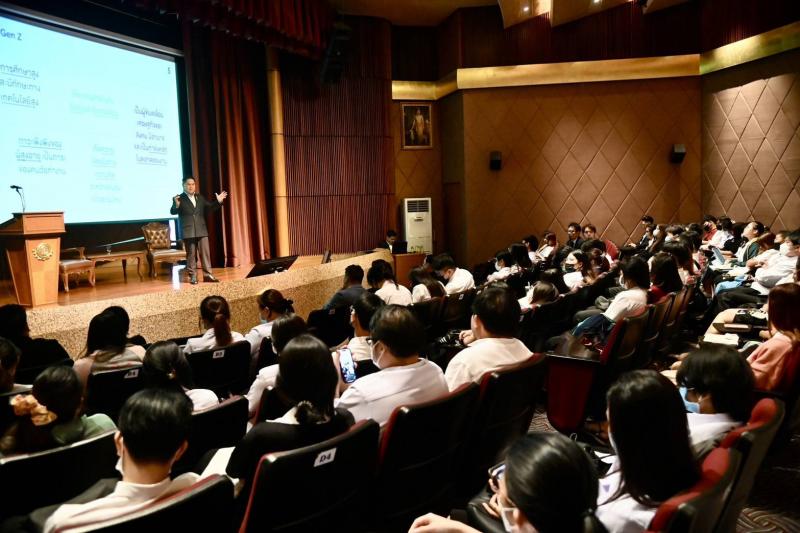 วราวุธ รุกเวที ม.ส�