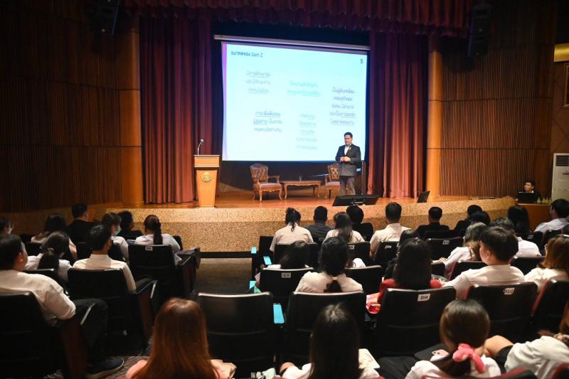 วราวุธ รุกเวที ม.ส�