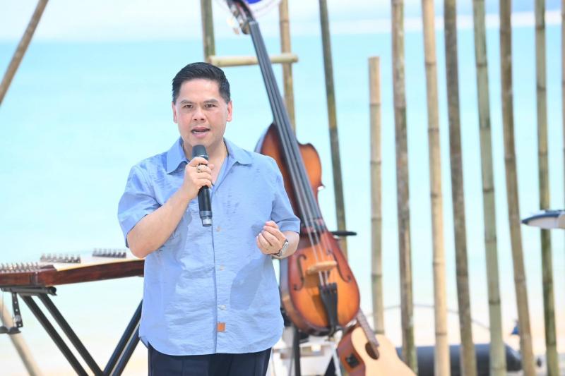 วราวุธ ร้องเพลงวา�
