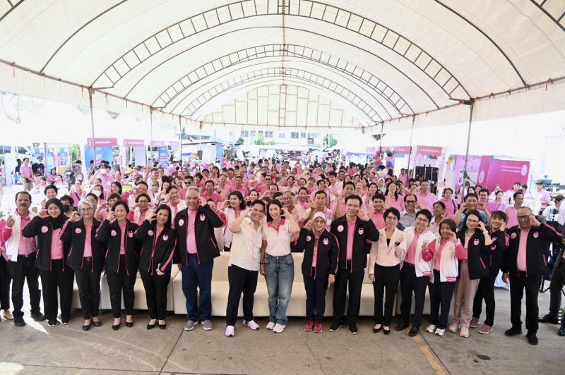 วราวุธ รมว.พม. พร้อ�