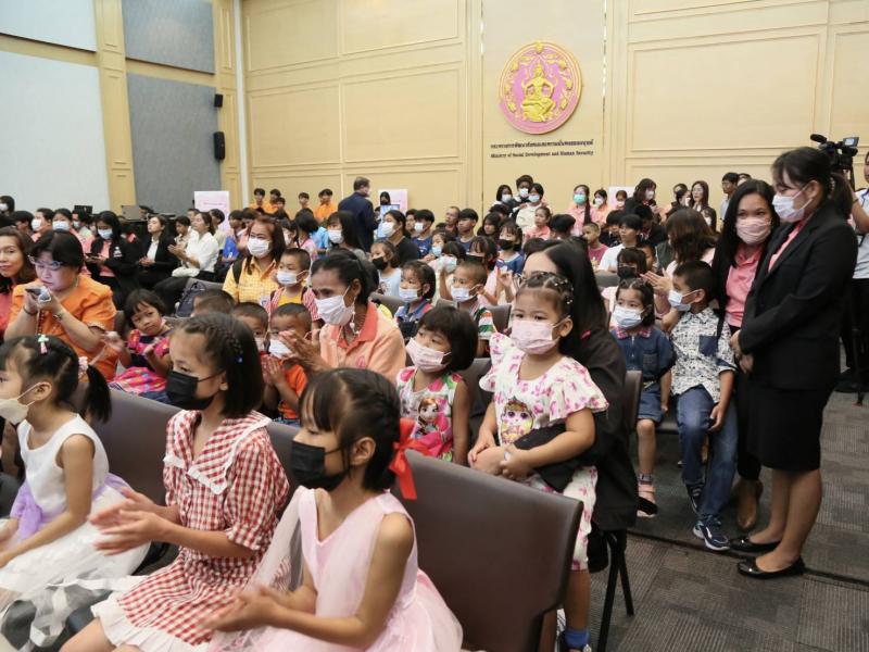 ธเนศพล เผย พม. หนุน�