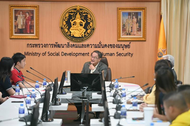 กลุ่ม Youth Project เข้าหา�