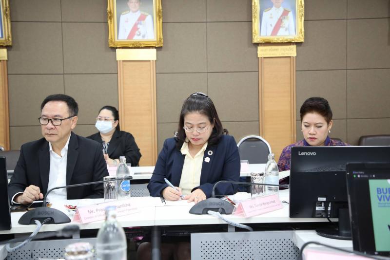 วราวุธ ย้ำนักสังค�