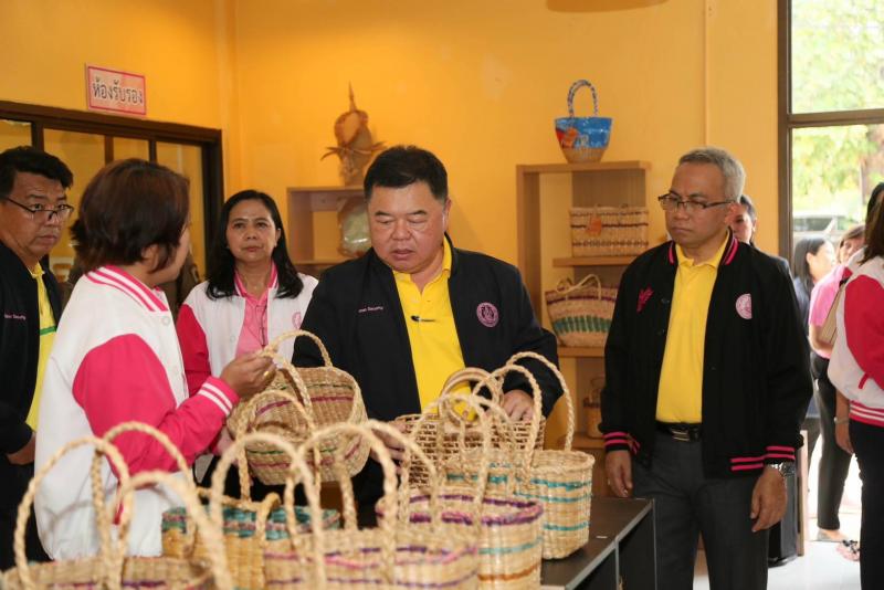 ธเนศพล นำทีม ลุย จ.�