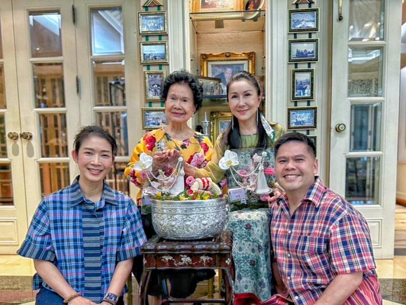 วราวุธ รมว.พม. ขอพร�