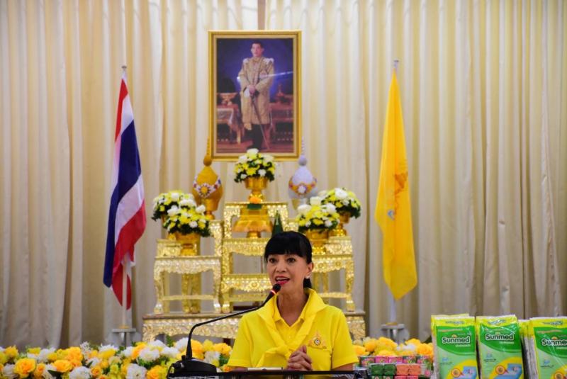 ปลัด พม. ให้การต้อ�