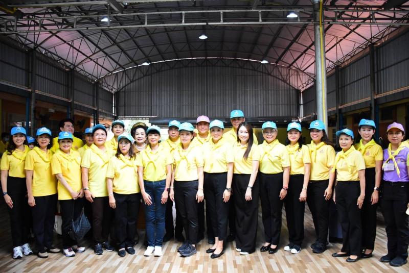 ปลัด พม. ให้การต้อ�