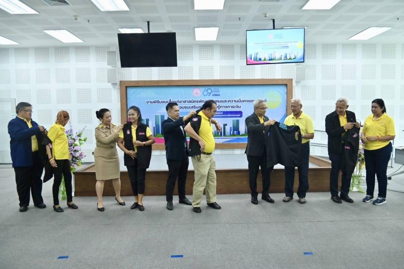 วราวุธ แนะ อพม. นำอ�
