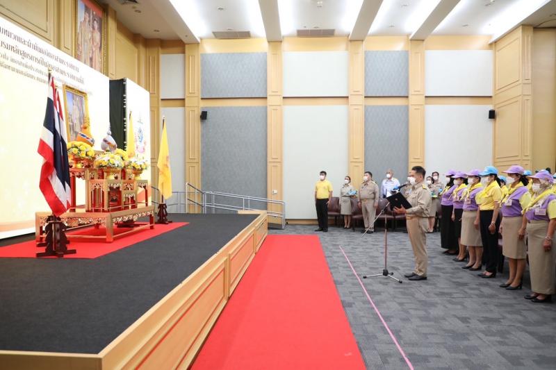 พม.จัดพิธีมอบหมวก-