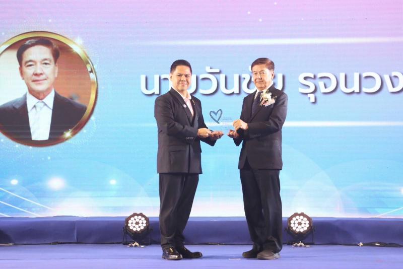 วราวุธ รมว.พม. ให้ก�