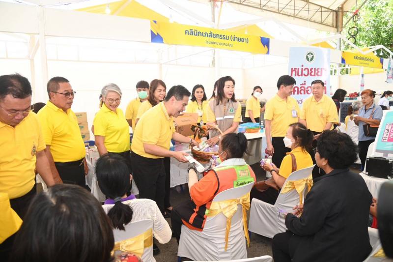 วราวุธ หนุนเครือข�