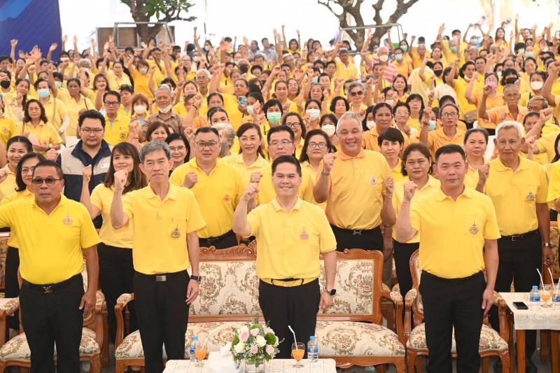 วราวุธ หนุนเครือข�
