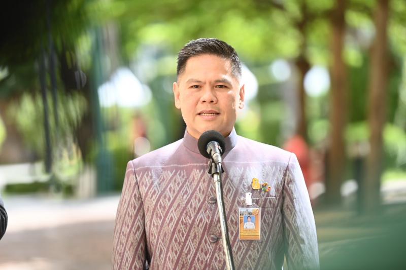 วราวุธ ยัน พ.ร.บ. งบ�