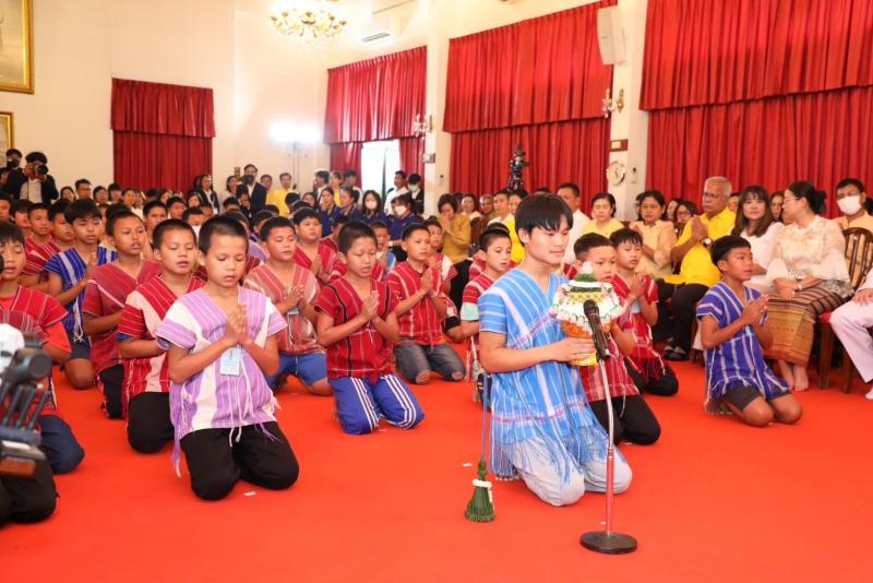 พม. สร้างกุศลใหญ่ �