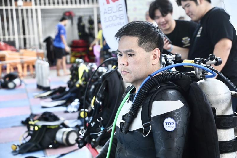 วราวุธ ร่วมกิจกรร�