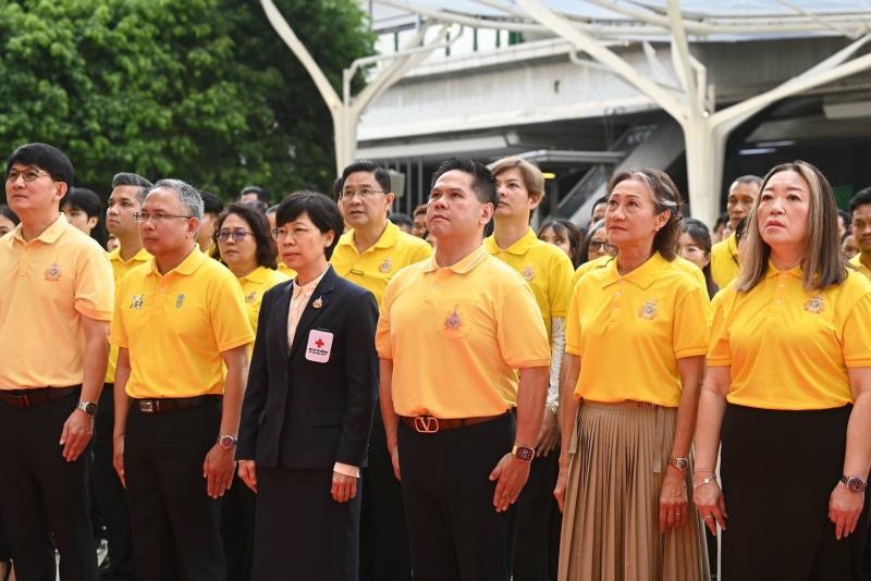 วราวุธ รมว.พม. ชื่น�