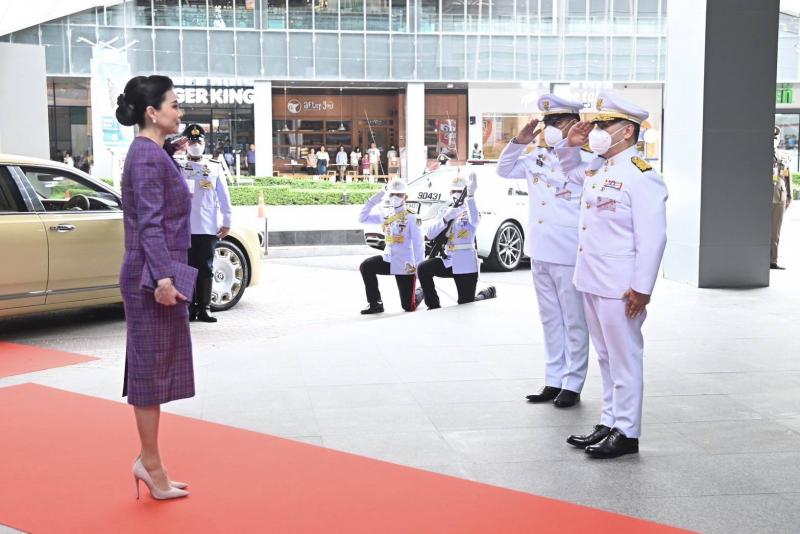 สมเด็จพระนางเจ้า�