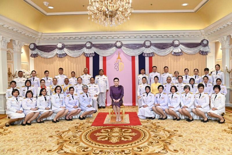 สมเด็จพระนางเจ้า�