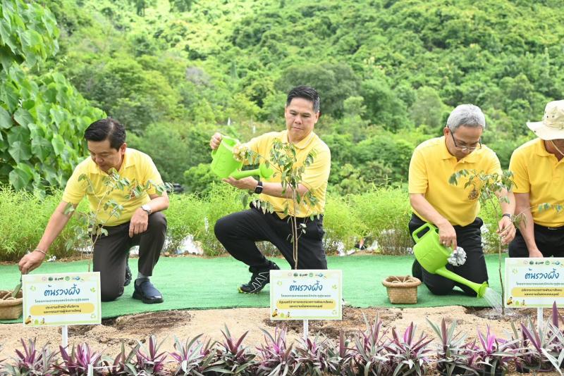วราวุธ รมว.พม. หนุน�