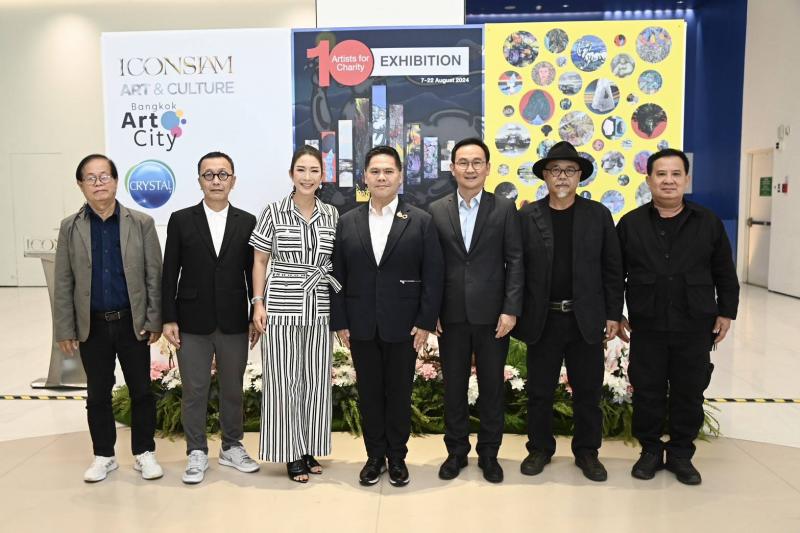 วราวุธ เชิญชมนิทร�