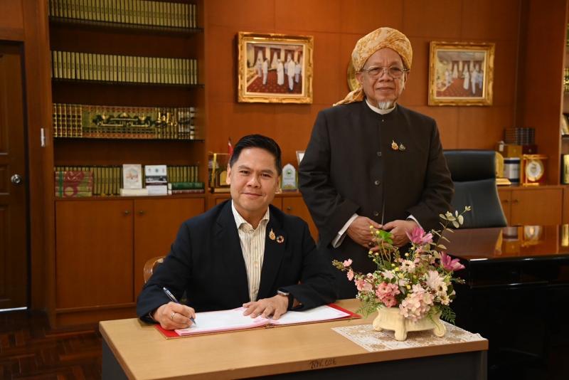 วราวุธ นำผู้บริหา�