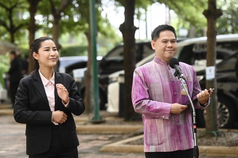 วราวุธ เผย พม. เตรี�