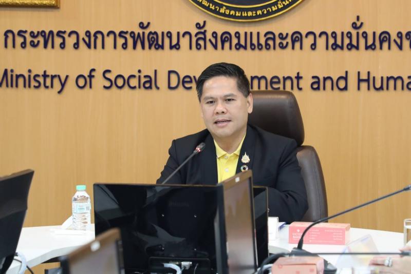 วราวุธ ขอบคุณ-ชื่น