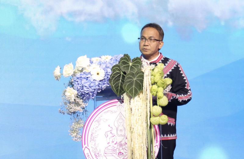 พม. เชิญชวนอุดหนุน