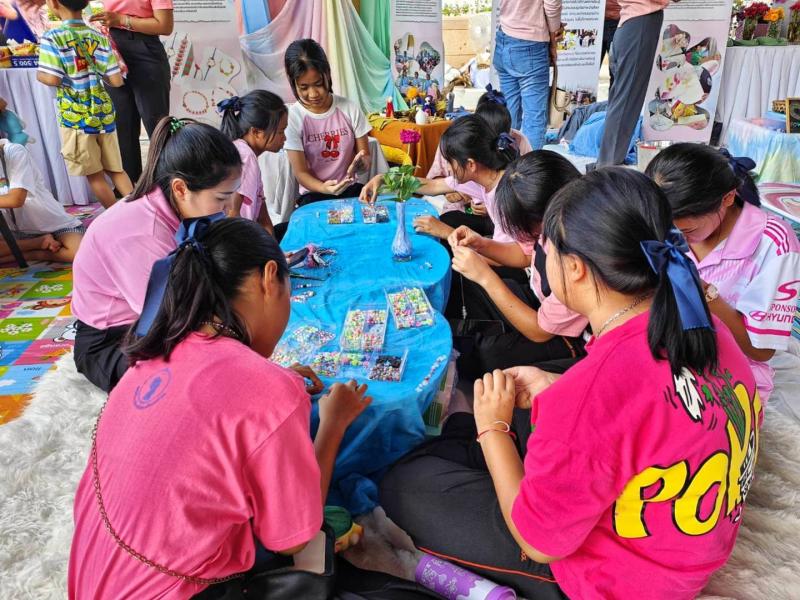 วราวุธ รมว.พม. คิกอ�