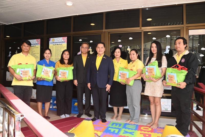 วราวุธ เปิดสถานพั�