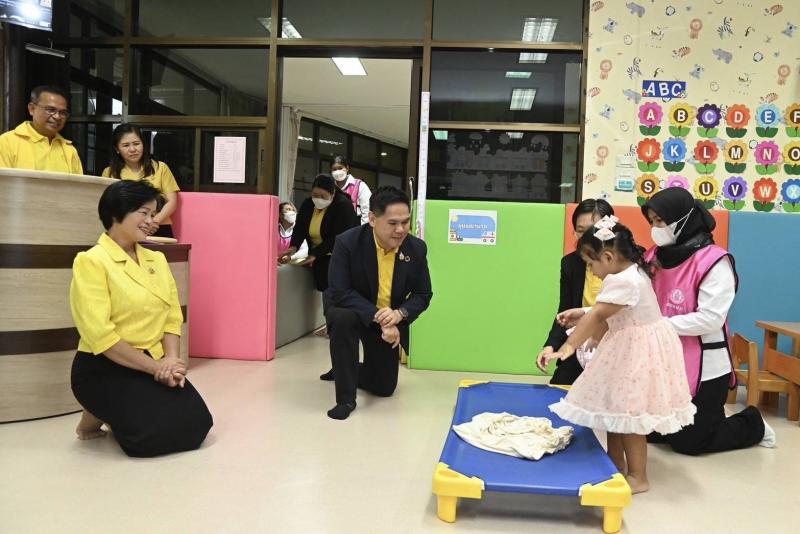 วราวุธ เปิดสถานพั�
